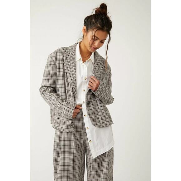 Free People Jackets & Blazers - Free People Cali Blazer in Neutral Combo NWT XS